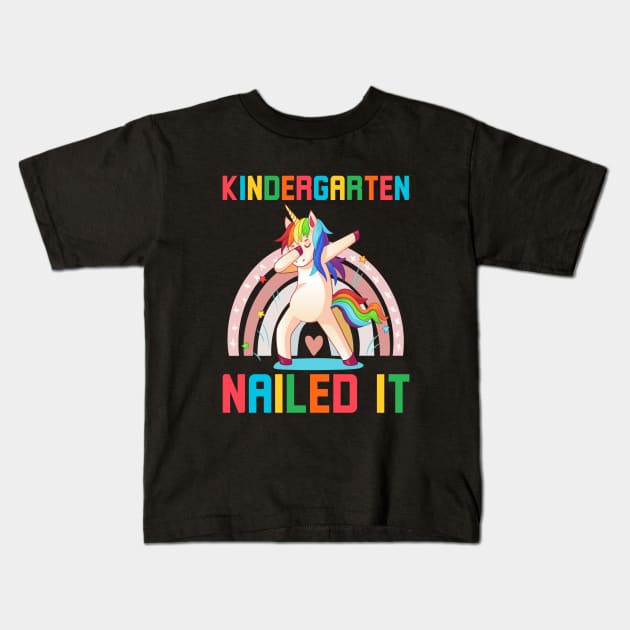 Dabbing Kindergarten Unicorn Graduation Class 2022 Nailed It Kids T-Shirt by Alennomacomicart